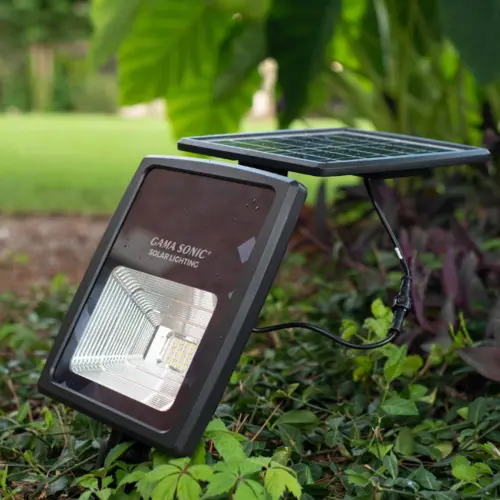 Gama Sonic Solar Flood Light